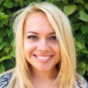 Meet your Posher, Leona